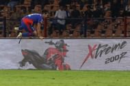 The Venezuelan celebrates putting Bengaluru 3-0 up